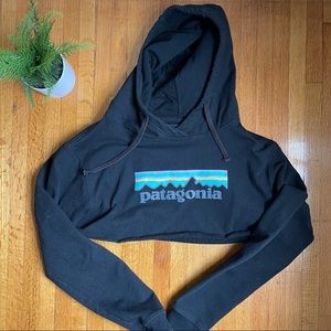 Patagonia | cropped uprisal hoody